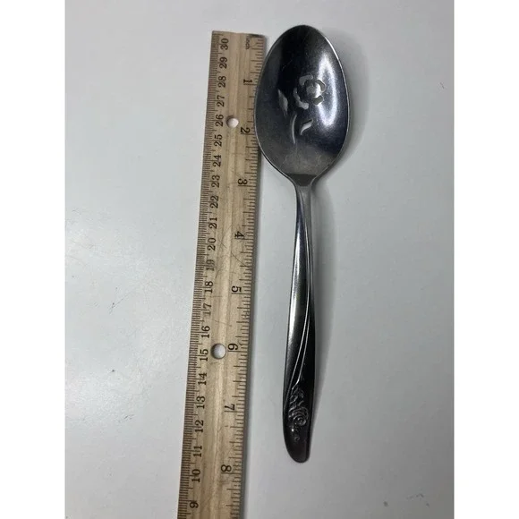 Oneida Community Flatware Pierced Serving Tablespoon Rose Shadow - Picture 7 of 8